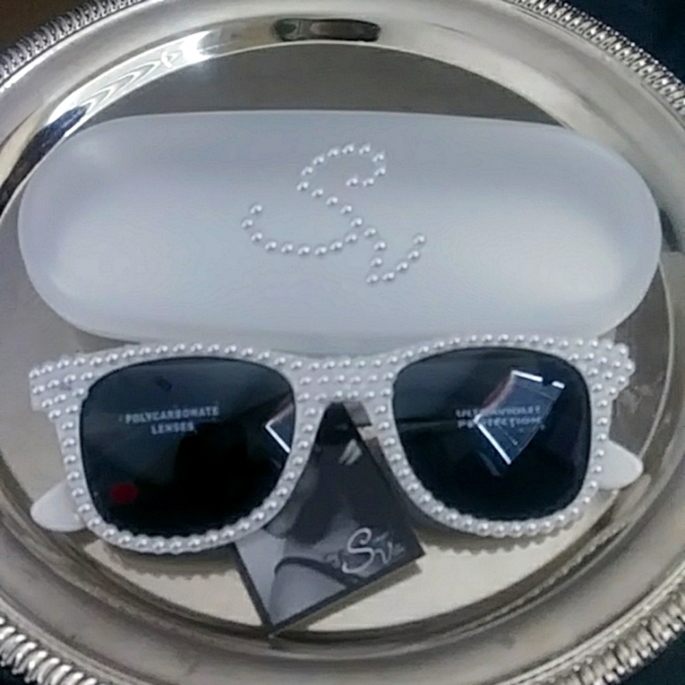 SimplyVita sunglasses